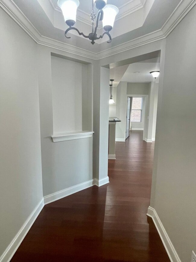 Photo - 2000 Newark Ln