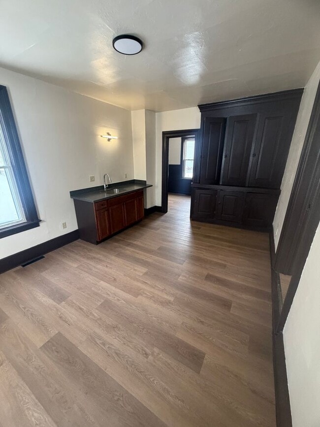 Photo - Ranch 3 Bedroom House