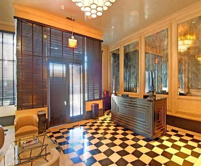 Photo - 1645 Vine St