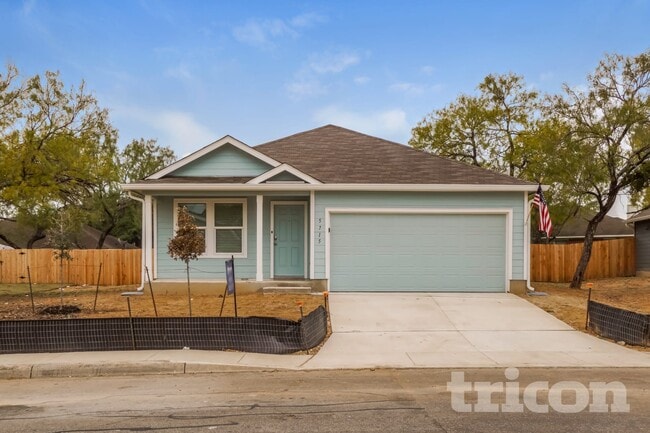 Building Photo - 5715 Vista Point