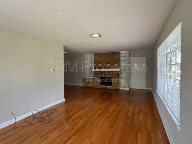 Photo - 2101 N Wheeling Ave Unit 1