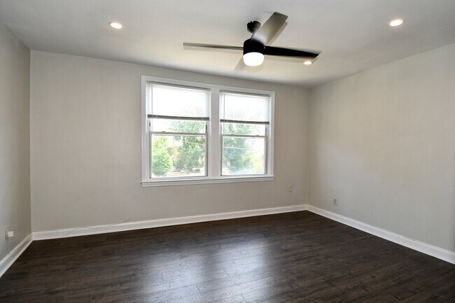 1314 Downing Pl NE Unit 1