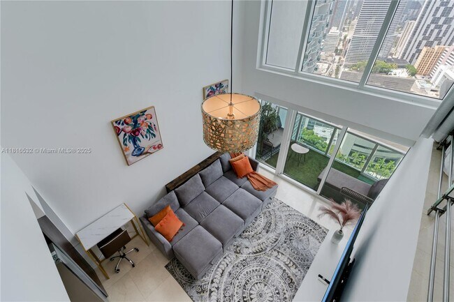 Photo - 41 SE 5th St Unidad 2107 Rental