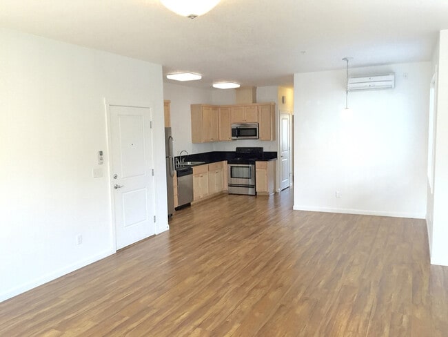 Photo - 1555 N Willis Blvd Unit 5