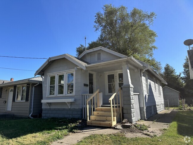 Building Photo - 906 E Virginia Ave Rental