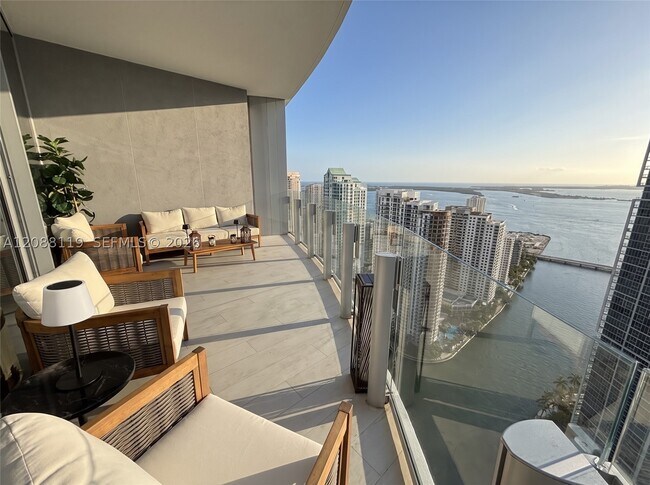 Photo - 300 Biscayne Blvd Unit 4007W