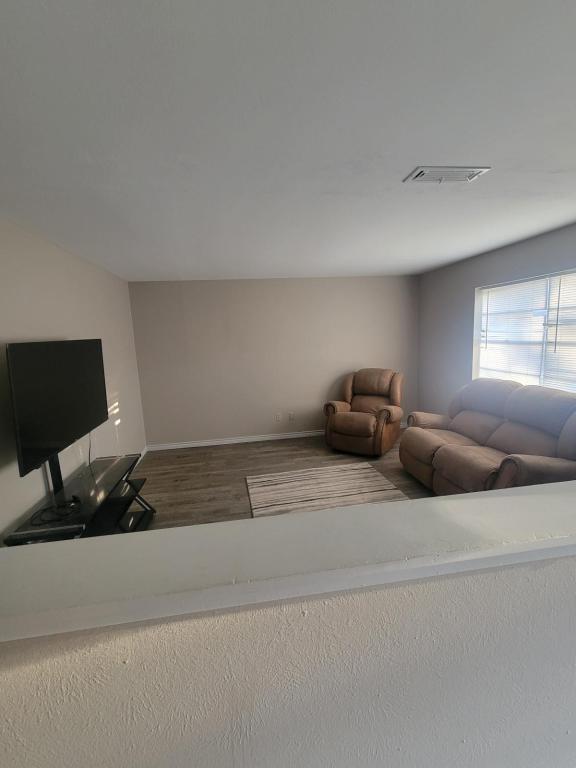 Photo - 1028 N Wells St