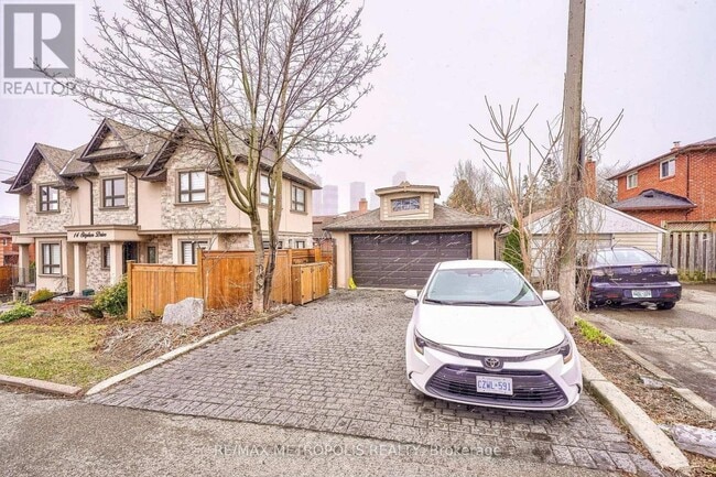 Photo - 14 Stephen Dr