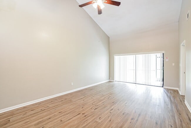 Photo - 703 Drywood Ave