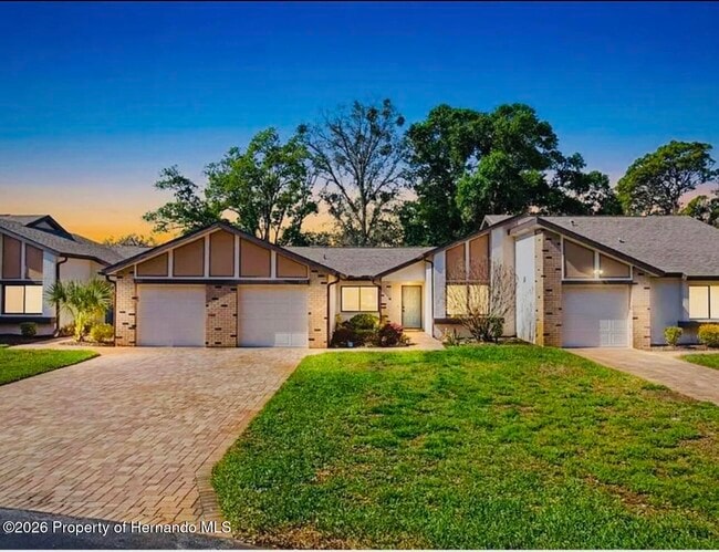 Building Photo - 7569 Heather Walk Dr