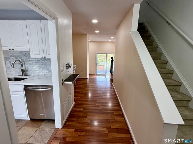 Photo - 9 Watch Hill Cir Unidad 9