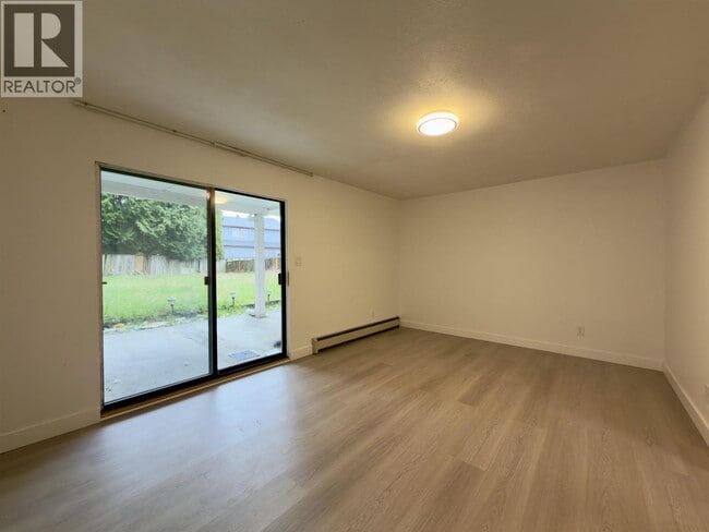 Photo - 9580 Blundell Rd