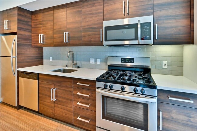 150 Van Ness