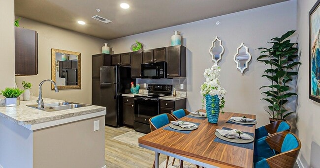 Photo - Paragon Westover Hills Apartments