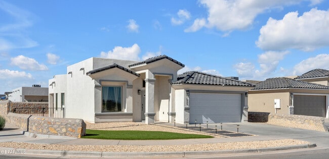 Photo - 805 P.º Tranquilo Pl