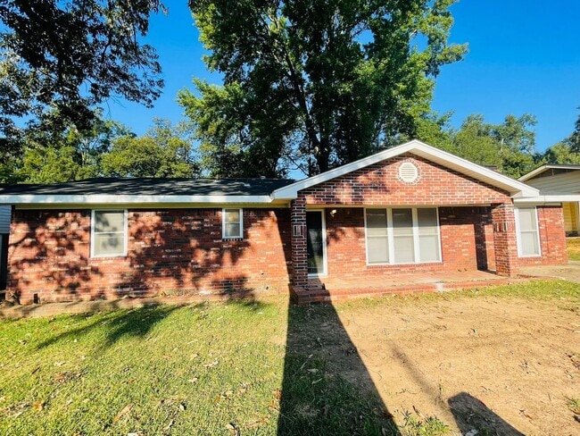 Building Photo - House for Rent -Jacksonville