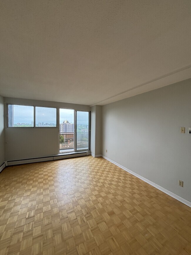 Building Photo - 345 Laurier Ave E Unit 1001