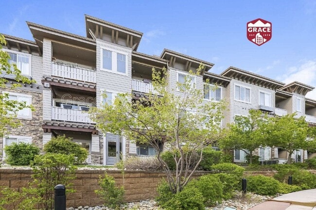 Building Photo - 9370 Las Ramblas Ct Unit M