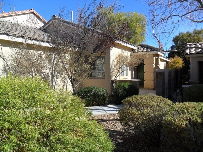 Photo - Summerlin, Single Story Beautiful 3-bedroo...
