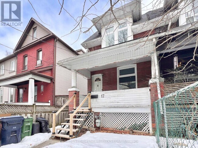 Photo - 17 Winnifred Ave