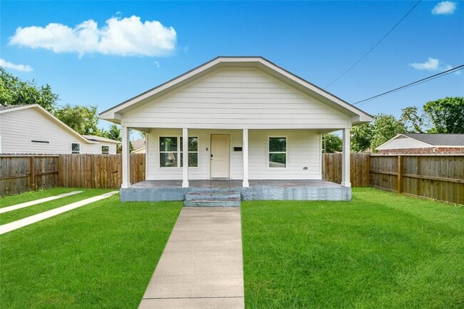 Photo - 2802 Bringhurst St House