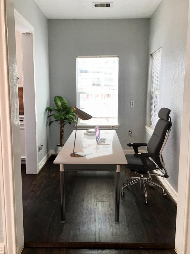 Photo - 5530 Truett St Casa