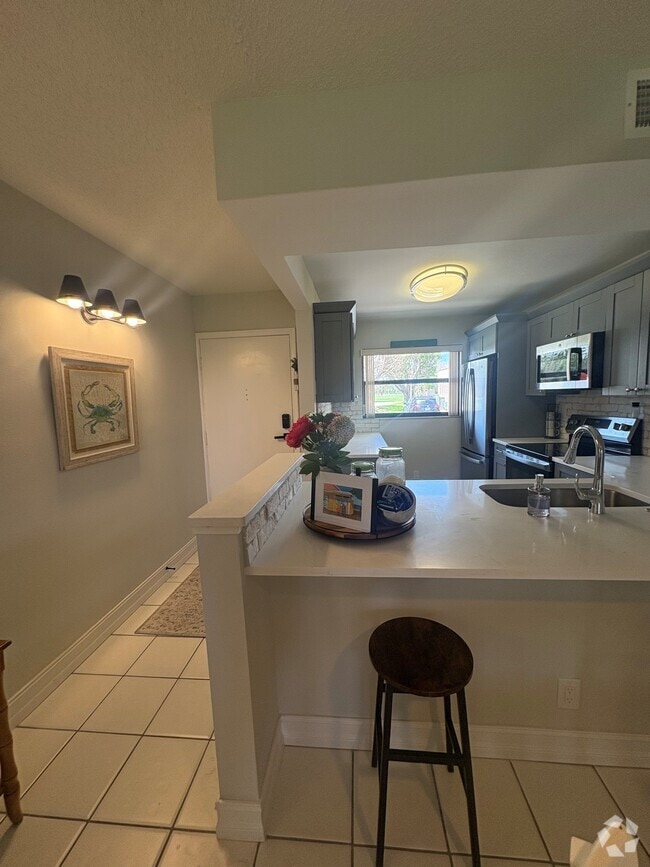 Building Photo - 6051 Sun Blvd Unit 115 Rental