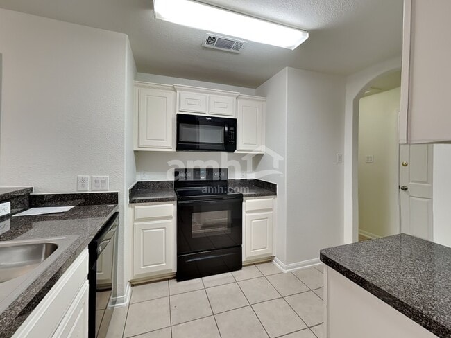 537 Misty Mountain Dr