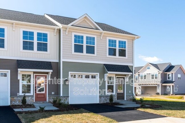 Photo - 337 Ridgeline Dr