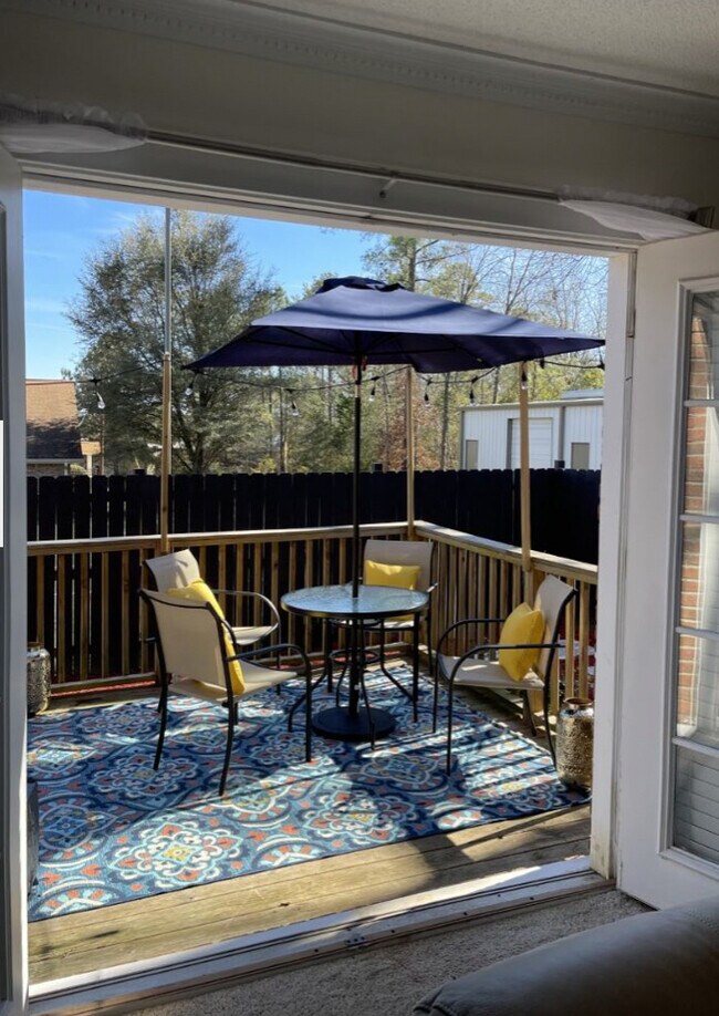 Photo - 11 Crescent Ln