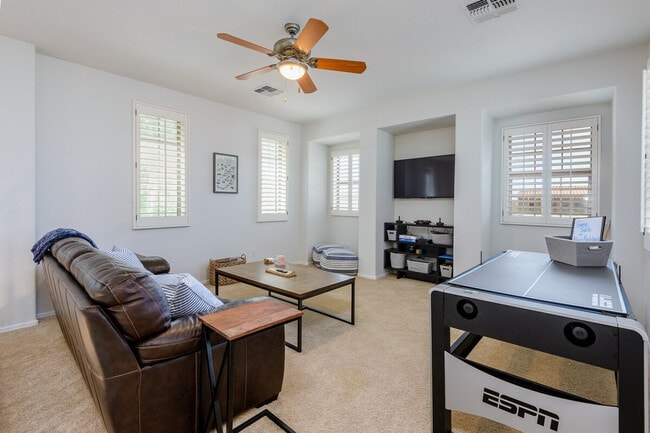 Photo - 35326 N 27th Ln Unidad ID1255435P