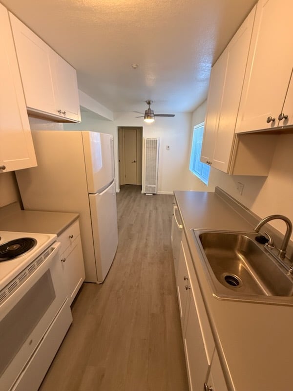 Photo - 445 S E St Unit One