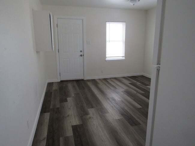 Photo - 1104 S Wisconsin Ave Unit 1104 S. Wisconsin Ave.