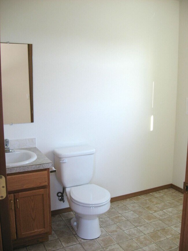 Photo - 1487 NW Elwha St Unit #2