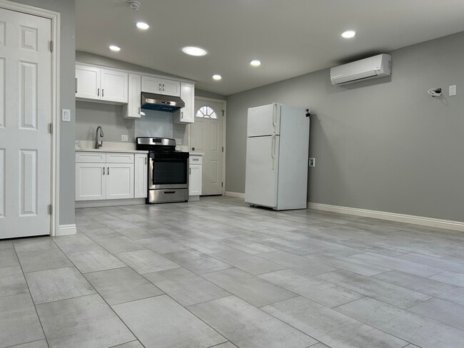 4221 W Roberts Dr Unidad B