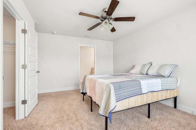 Photo - 1635 Caleigh Ct