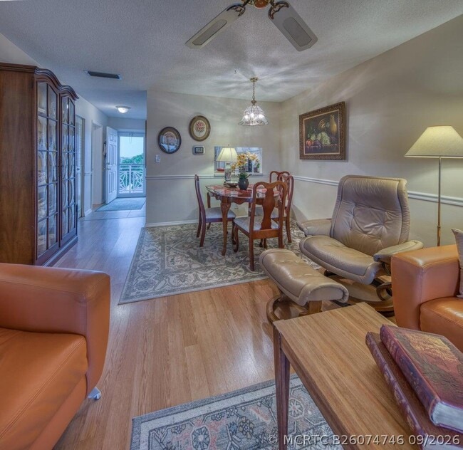 Photo - 2728 Garden Dr N Unit 413