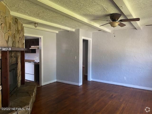 Building Photo - 5422 Tyler Ave Rental