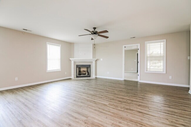 Photo - 122 Mountain Vw Dr