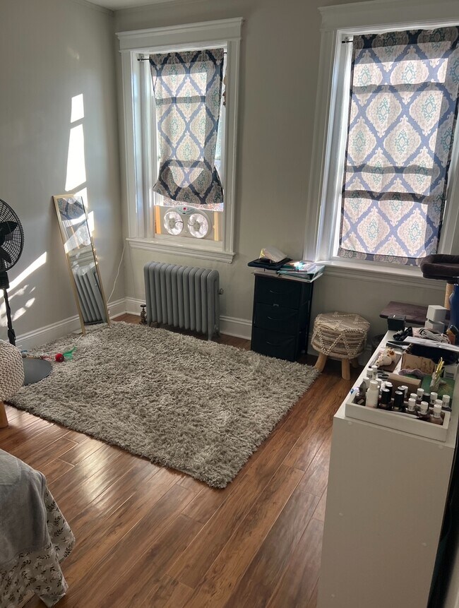 Photo - 195 Saint Botolph St