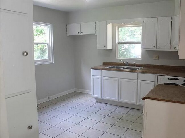 Photo - 2270 N Centennial St