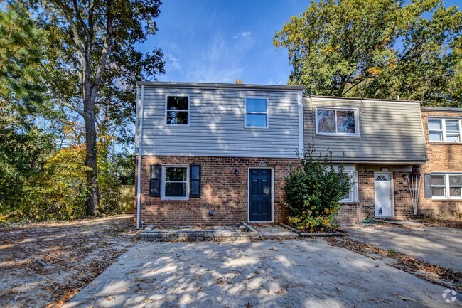 Building Photo - 2520 Longleaf Ct Rental