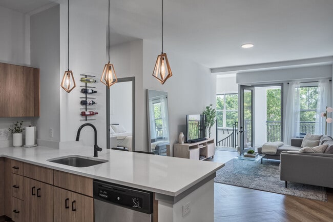 Building Photo - Westmont at the Lane