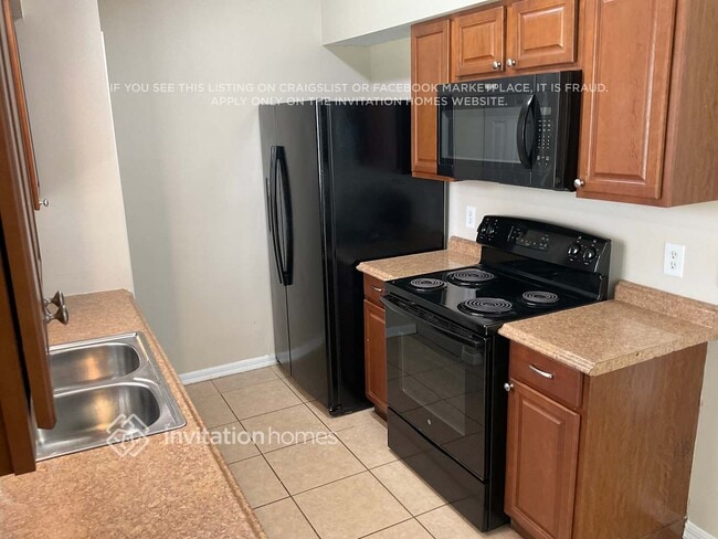 Photo - 2830 Chalmer St