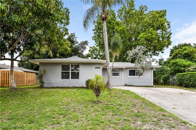 Building Photo - 4856 Deleon St Rental