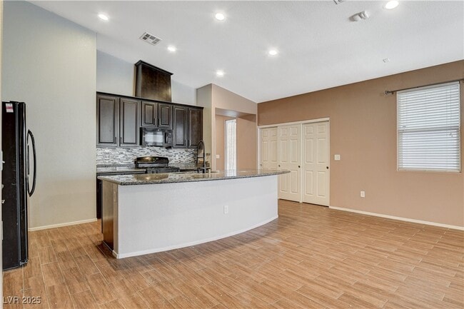 Building Photo - 2104 LeatherBridge Ct Rental