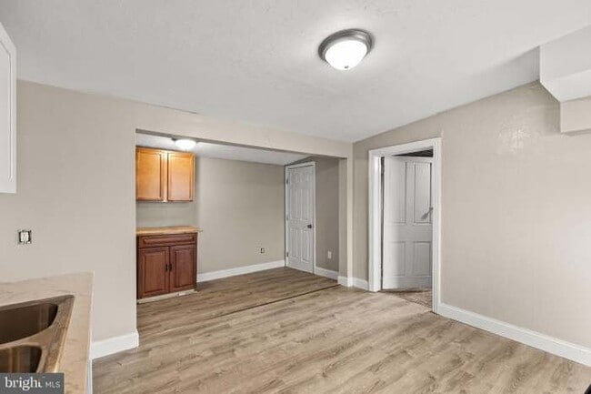 402 Broadway Unidad 2nd floor