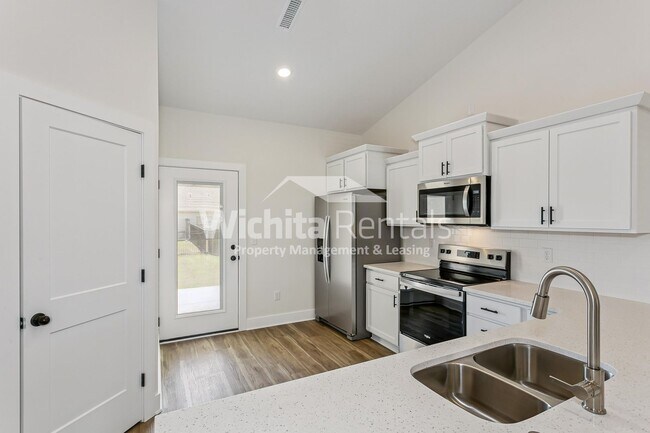 Photo - 1750-1750 S Hickory Creek St Unit 1748 S. Hickory Creek St.