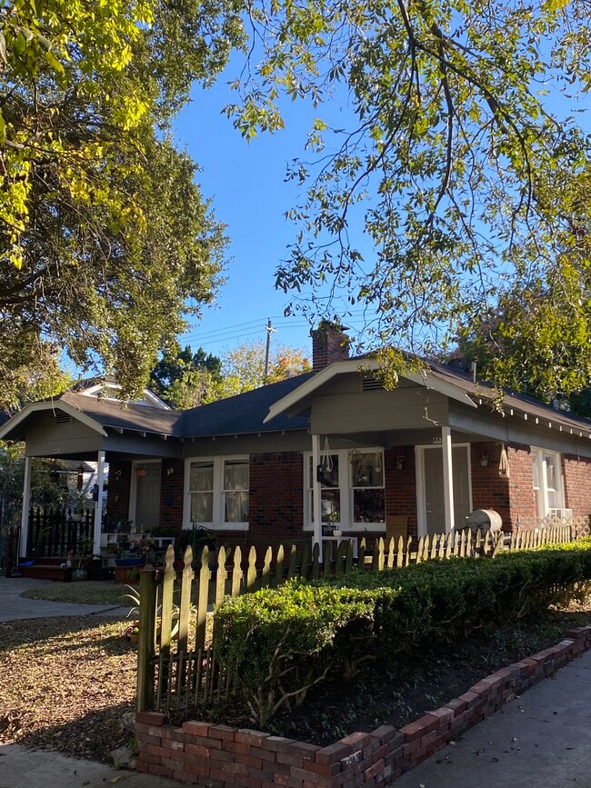 Photo of the main house, garage apartment is tucked away behind - 4422 Bell St