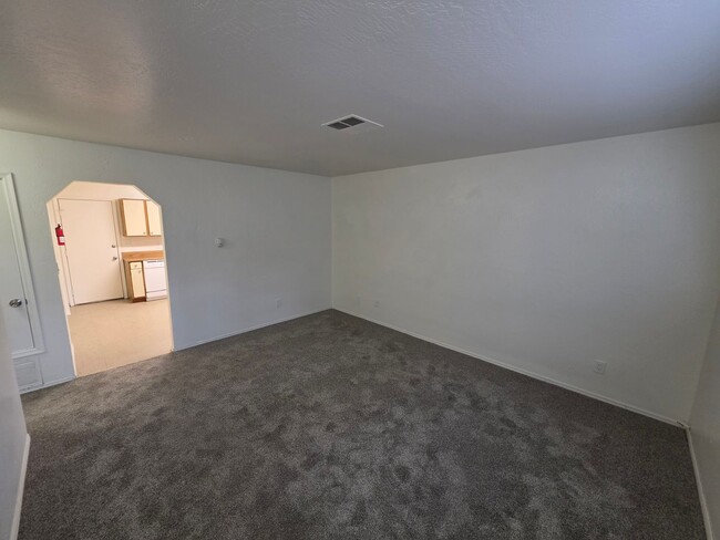 1719 N East St Unit (110)  1719 N. East St. C